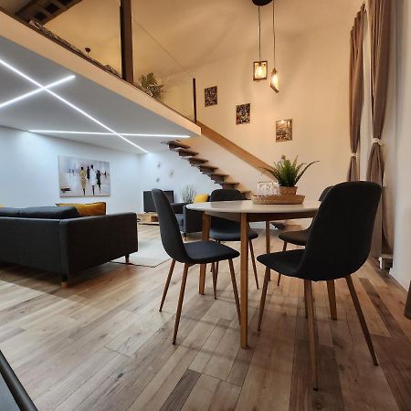 K21 "The Good Shepherd" Apartment บูดาเปสต์ ภายนอก รูปภาพ