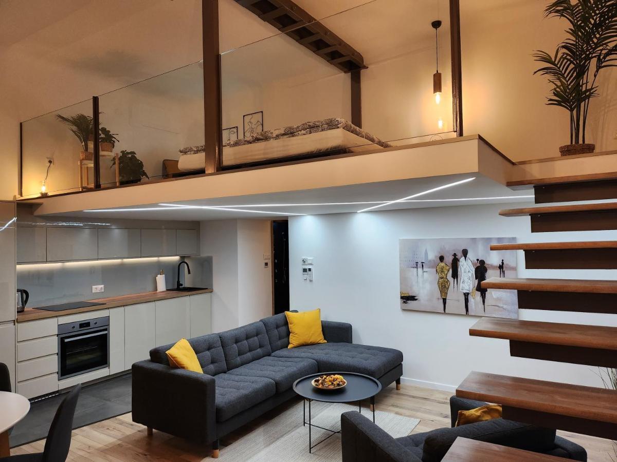 K21 "The Good Shepherd" Apartment บูดาเปสต์ ภายนอก รูปภาพ